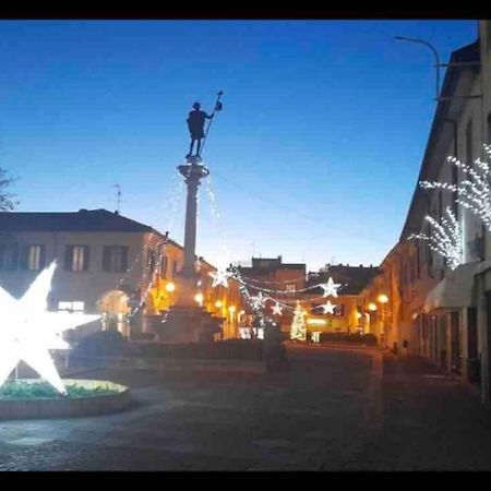 Rocks Appartamenti I Portici Nel Centro Storico! Melzo Dış mekan fotoğraf